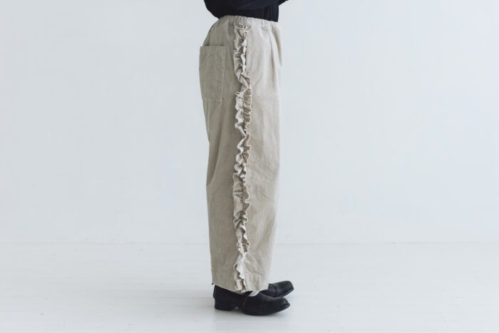 予約 G1128 CORDUROY VIVIENNE PANTS greige  10月中〜10月末 2