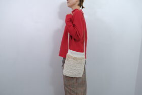 No.7993 H.C.C FRILL SHOULDER BAG Ivory 2-4月 2