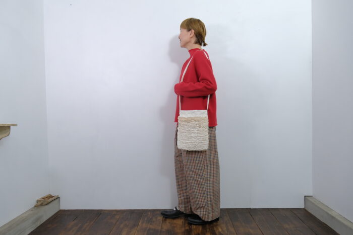 No.7993 H.C.C FRILL SHOULDER BAG Ivory 2-4月 5