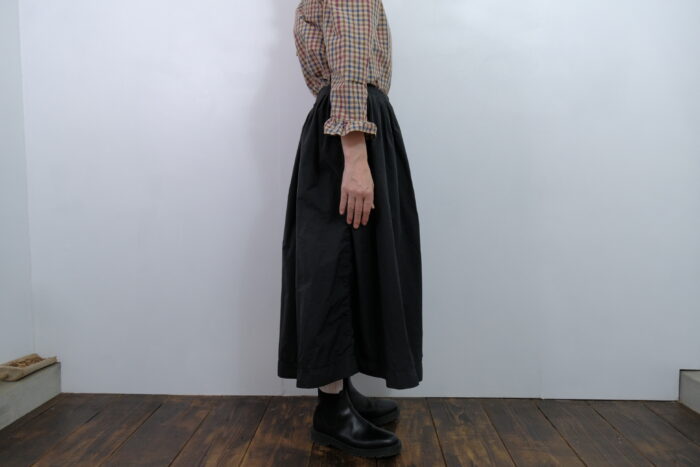 No.7991 GARMENT DYE TUCK GATHER SKIRT 2-4月 2