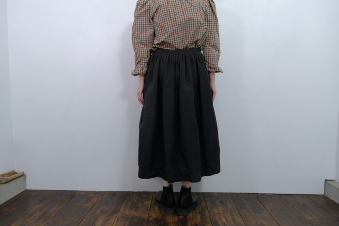 No.7991 GARMENT DYE TUCK GATHER SKIRT 2-4月 3