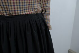 No.7991 GARMENT DYE TUCK GATHER SKIRT 2-4月 5