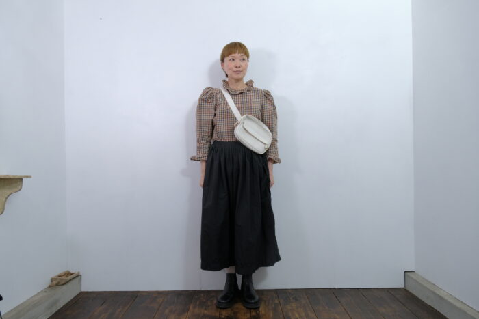 No.7903  BODY BAG off white 2-4月 5