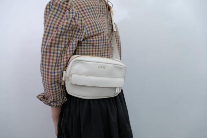 No.7903  BODY BAG off white 2-4月 1