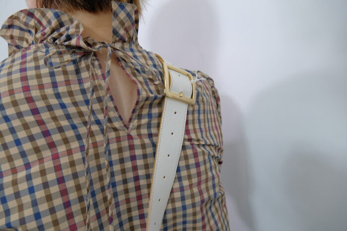 No.7903  BODY BAG off white 2-4月 2