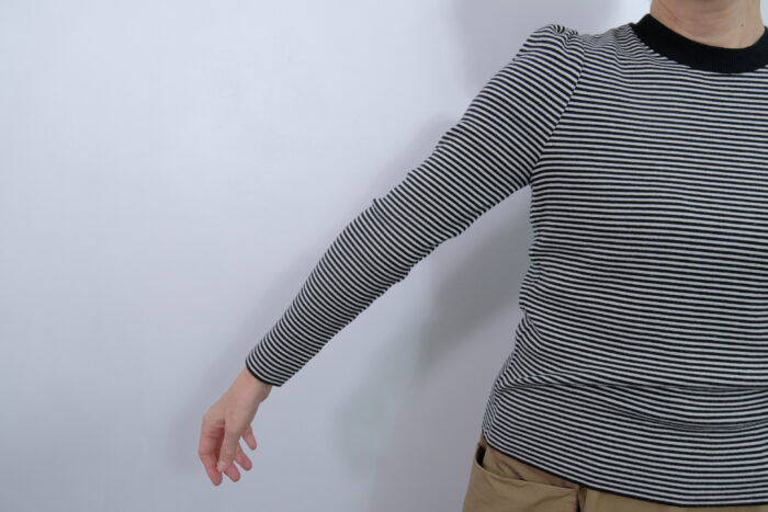 No.7799 SILK CASHMERE MILANO RIB PUFF SLEEVE ivory×black 11-1月 5