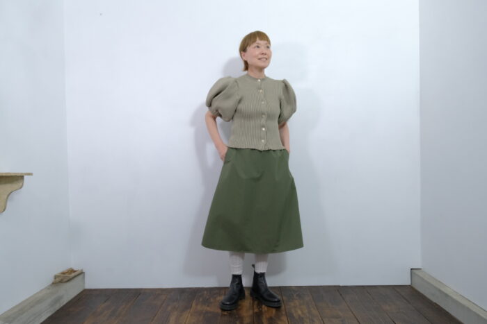 No.7994  LILIAN YARN PUFF SLEEVE CARDIGAN beige  2-4月 6