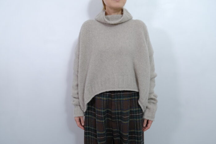 No.7829  CASHMERE MERINO HIGH NECK SWEATER  11-1月 1