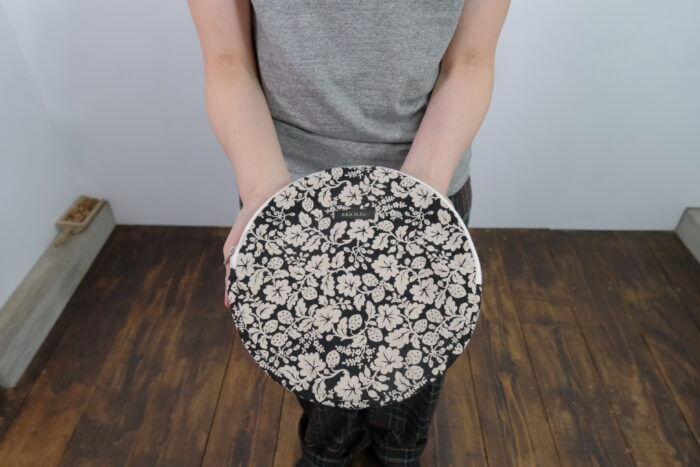 No.7781  WILD BERRY CIRCLE POUCH (L)  11-1月 1