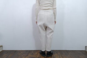 No.7935  MATELASSE SARROUEL TAPERED GUM PANTS 2-4月 3