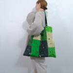 No.7965 MOSAIC GRAFFITI TOTE BAG green 2-4月