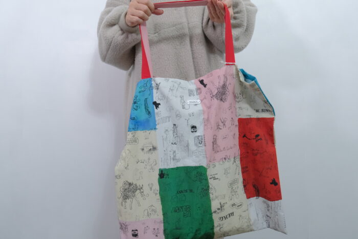 No.7965 MOSAIC GRAFFITI TOTE BAG Multi 2-4月 1