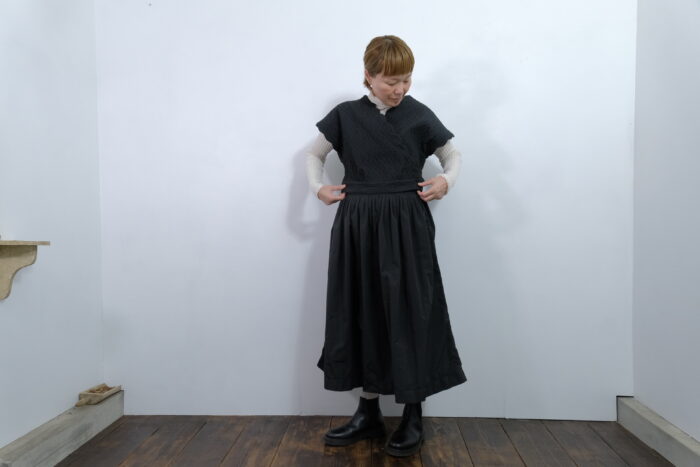 No.7932  MATELASSE SCALLOPED BLOUSE  2-4月 6