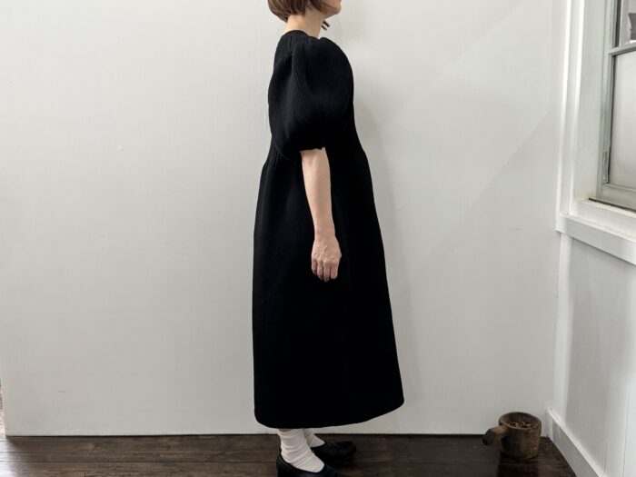 No.7995  LILIAN YARN PUFF SLEEVE DRESS black  2-4月 2