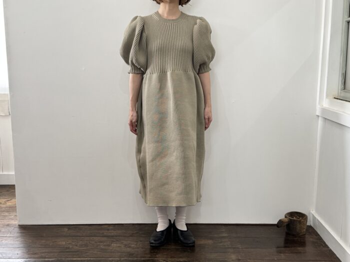 No.7995  LILIAN YARN PUFF SLEEVE DRESS beige  2-4月 1