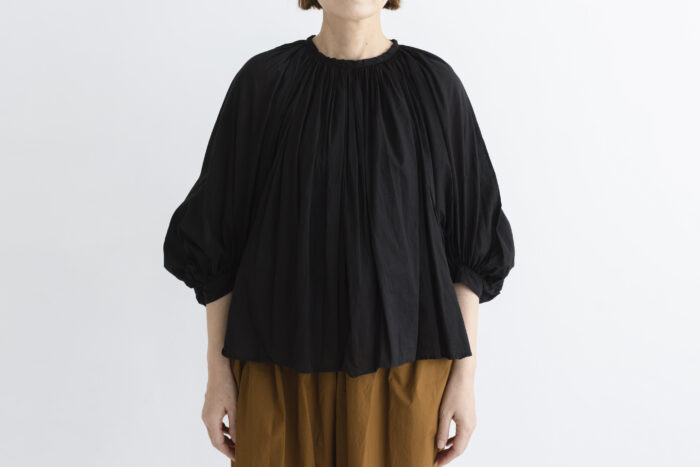 GARMENT DYE LAWN GATHER SMOCK black 1
