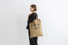 OMT PRINT BAG dark beige 3