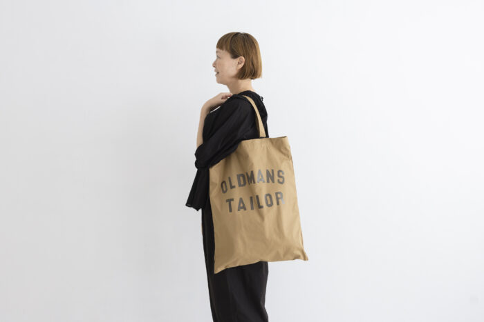 OMT PRINT BAG dark beige 3