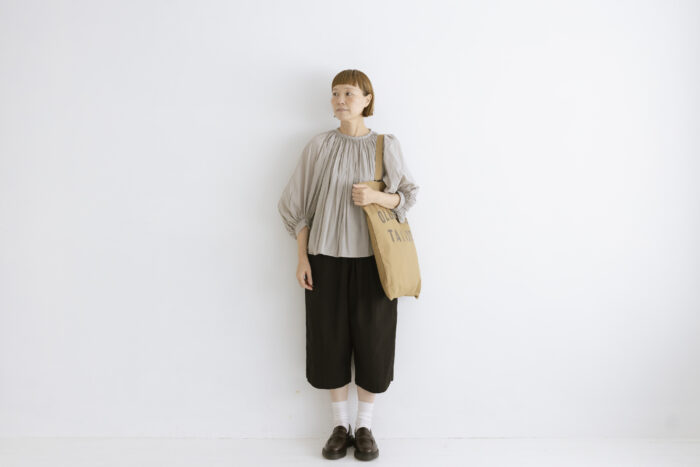 GARMENT DYE LAWN GATHER SMOCK gray 6