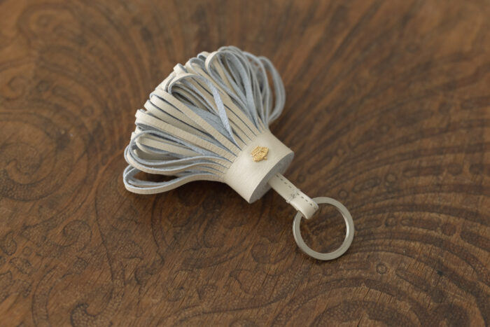 LEATHER TASSEL 2