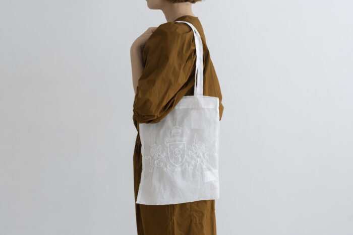 C.O LION EMBLEM PATTERN TOTE BAG 4