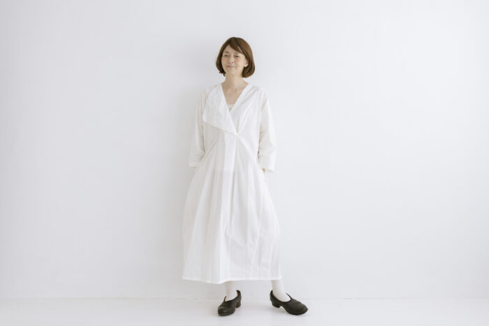 風景：刺繍襟ダーツドレス off white 6