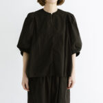 G.D.T BIG BALLOON SLEEVE BLOUSE black