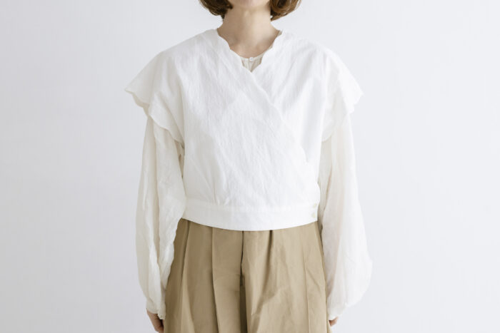 SCALLOPED CACHECOEUR BLOUSE 1