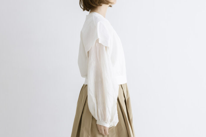 SCALLOPED CACHECOEUR BLOUSE 2