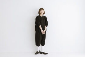 G.D.T BIG BALLOON SLEEVE BLOUSE black 5