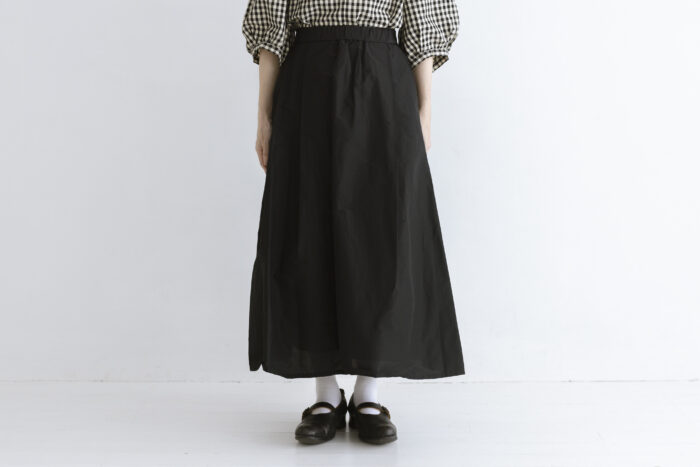 C/PE.T TUCK LONG SKIRT black 1