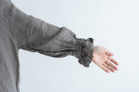 予約 G1160 ameri ANTIQUE FRILL BLOUSE fade gray 3月初〜4月初 5 予約 G1160 ameri ANTIQUE FRILL BLOUSE fade gray 3月初〜4月初 5