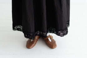 予約 R340 HEM LACE OVERWRAPED SKIRT black  2月中〜3月中 4