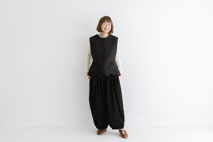 予約 G1150 ANTIQUE SCALLOPPED QUILT GILET black 2月中〜3月中 6