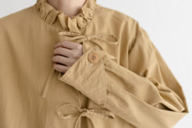予約 G1149 ameri FRILL MODERNIST JAKET beige 2月中〜3月中 4