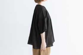 予約 R368 WRINKLE STRING BLOUSE  noir 5月末〜6月末 2