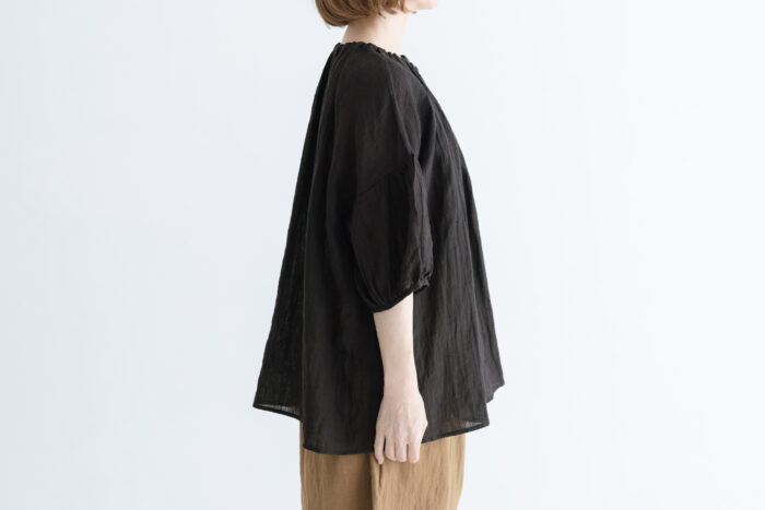 予約 R368 WRINKLE STRING BLOUSE  noir 5月末〜6月末 2