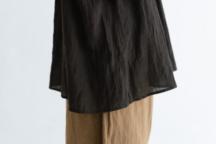 予約 R368 WRINKLE STRING BLOUSE  noir 5月末〜6月末 5