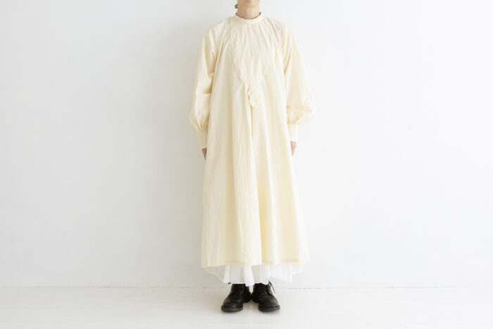 nolum one piece ecru 1 nolum one piece ecru 1