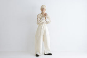 静謐：ダーツカーゴパンツ off white 6