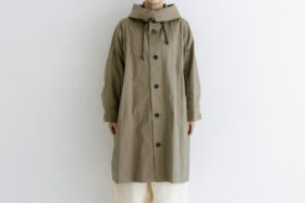 郊外：フーデッドコート moss kahki 1