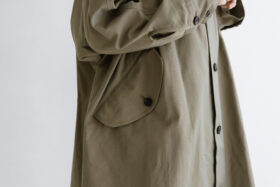 郊外：フーデッドコート moss kahki 6