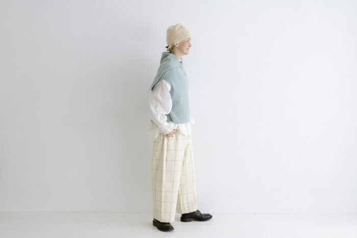 場所を感じる：セーラーフードニットベスト fog blue 5