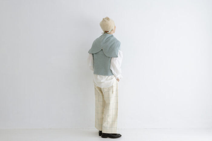 場所を感じる：セーラーフードニットベスト fog blue 6