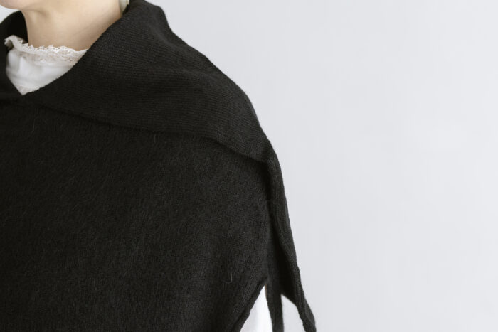 場所を感じる：セーラーフードニットベスト black 4