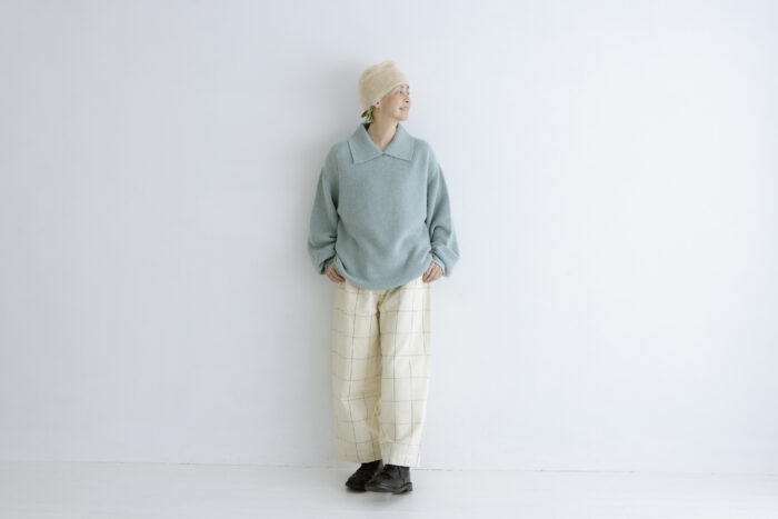 場所を感じる：ポロセーター fog blue 6