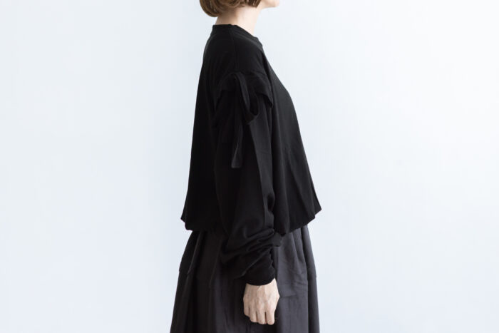 Shida frill skipper pullover  black 2