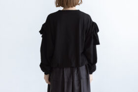 Shida frill skipper pullover  black 3