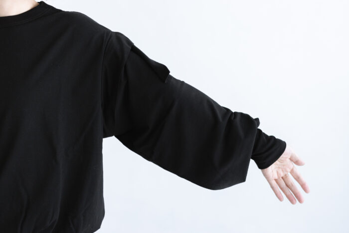 Shida frill skipper pullover  black 4