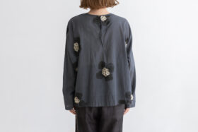 BN2617 Embroidery Blouse charcoal 3 BN2617 Embroidery Blouse charcoal 3